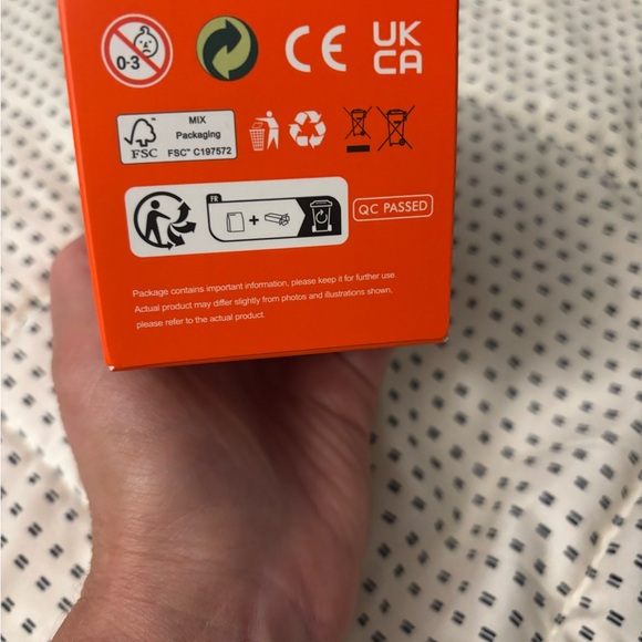 : : Pop Mart Mega Space Molly Emoji Monkey Figure : : - Picture 6 of 12